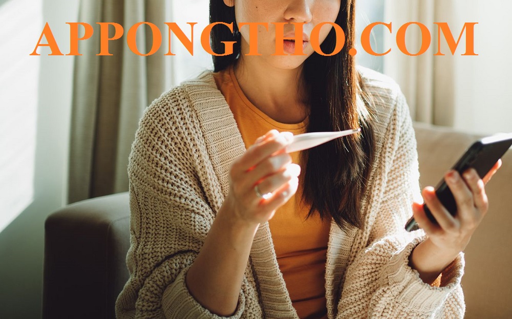 8. Ngâm chân bằng nước muối ấm vào buổi tối để kích hoạt phản xạ nhiệt toàn thân