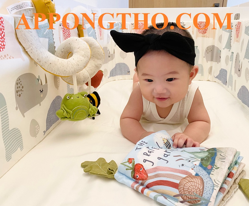 12. Cách đặt tên con gái mệnh Thổ hợp tuổi bố mẹ?