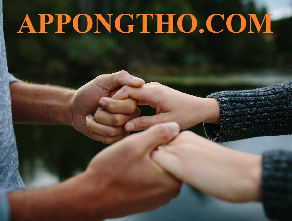 Nghị luận tình yêu thương là gì?