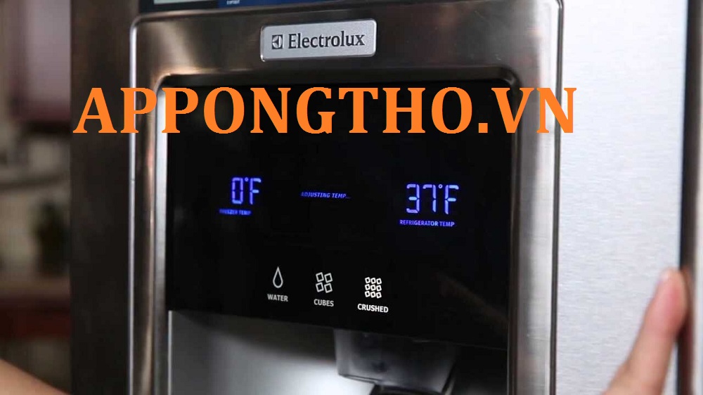 Nguyên Nhân Tủ Lạnh Electrolux Báo Lỗi SH Là Do Đâu?