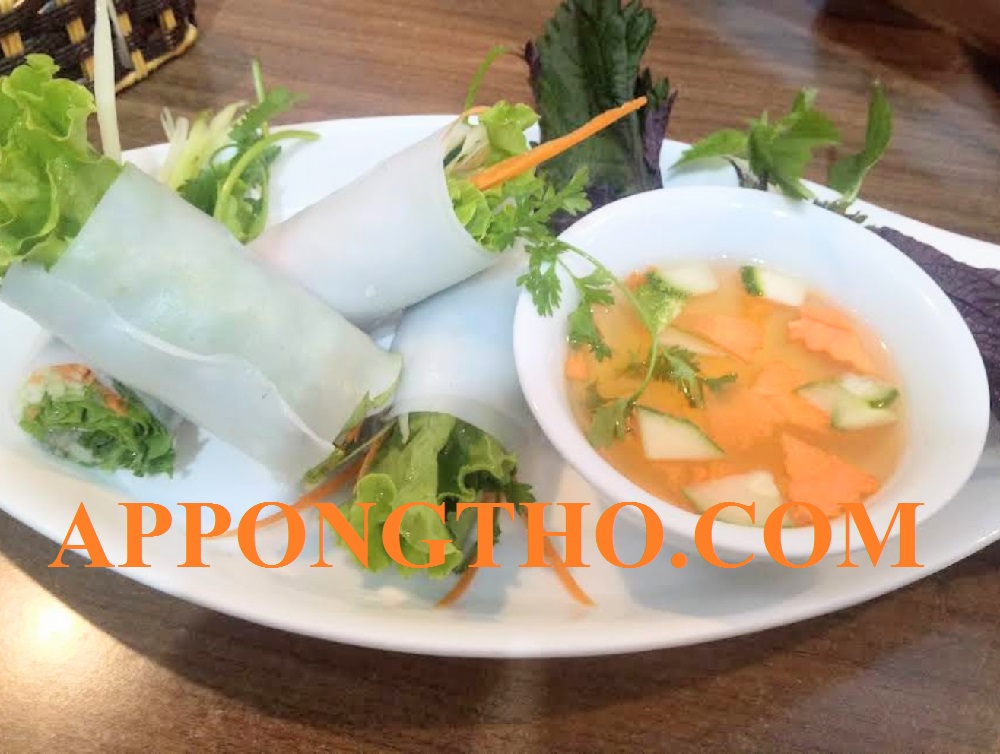 Phở Gà Xốt Cam